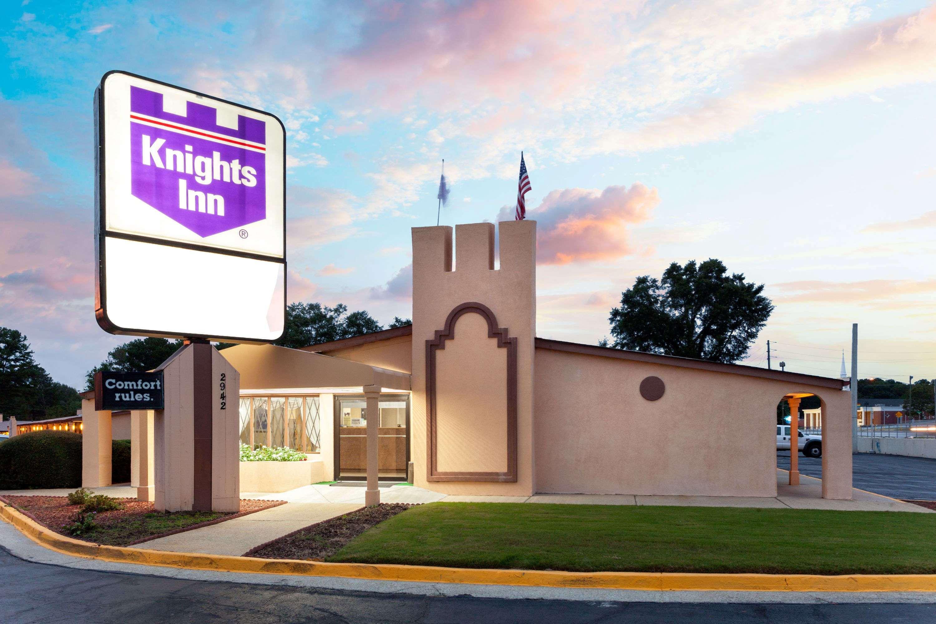 Knights Inn - Tucker Esterno foto